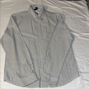 Forever 21 Men's blue and White Striped Shirt